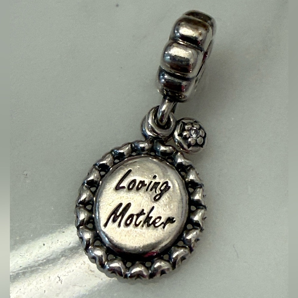 Pandora Loving Mother Charm 925 sterling silver. EUC. - Picture 2 of 5